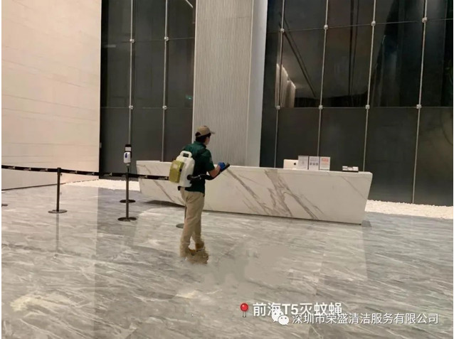 郑昌平总司理一行莅临华润前海中心考察清洁项目并指导事情！-