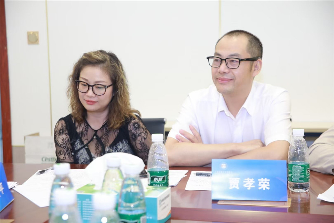 尹娅亚深爱榜记者-