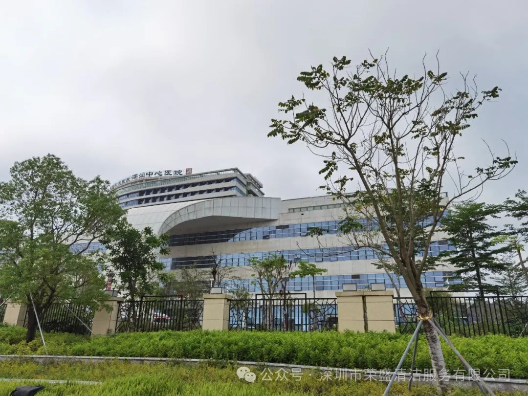 热烈祝贺意大利贵宾五一节乐成进驻金地物业标段一深汕中心医院-